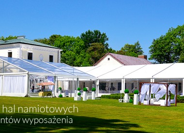 Hala namiotowa na weselu plenerowym